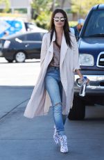 EMILY RATAJKOWSKI Out and About in Los Angeles 03/29/2017