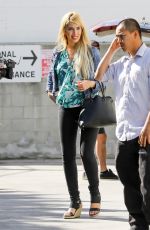 FARRAH ABRAHAM at Cake Mix in West Hollywood 03/02/2017