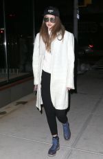 GIGI HADID Arrives at Her Apartment in New York 03/16/2017