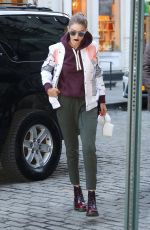 GIGI HADID Arrives at Her Home in New York 03/29/2017