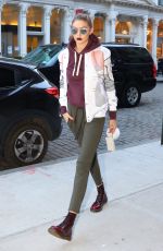 GIGI HADID Arrives at Her Home in New York 03/29/2017