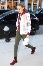 GIGI HADID Arrives at Her Home in New York 03/29/2017
