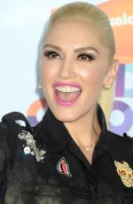 GWEN STEFANI at Nickelodeon 2017 Kids