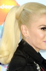 GWEN STEFANI at Nickelodeon 2017 Kids