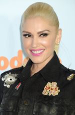 GWEN STEFANI at Nickelodeon 2017 Kids