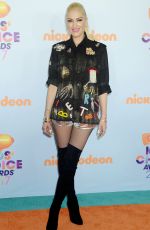 GWEN STEFANI at Nickelodeon 2017 Kids