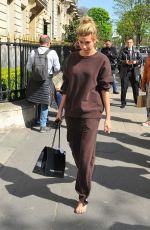 HAILEY BALDWIN Out Shopping in Paris 03/27/2017