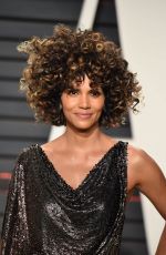 HALLE BERRY at 2017 Vanity Fair Oscar Party in Beverly Hills 02/26/2017