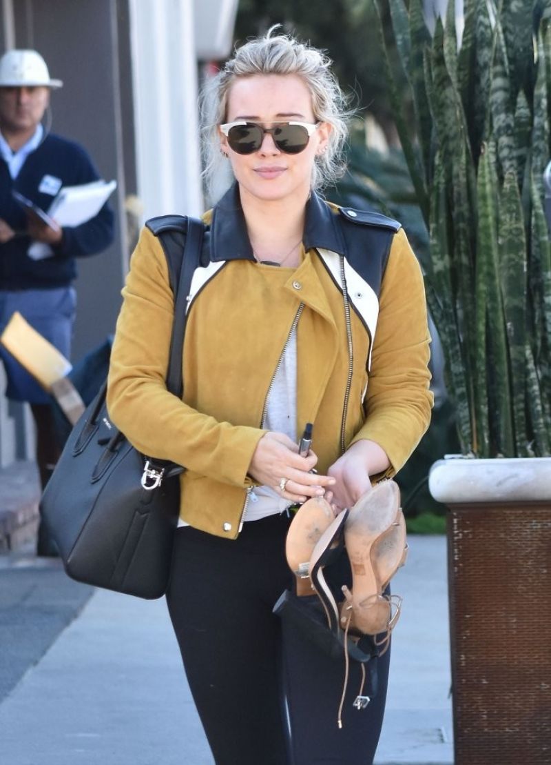 HILARY DUFF Out in West Hollywood 02/28/2017 HILARY DUFF Out in West Hollywood 02/28/2017