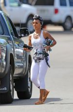 JADA PINKETT SMITHH Arrives at a Gym in Hawaii 02/28/2017