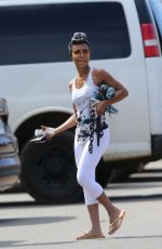 JADA PINKETT SMITHH Arrives at a Gym in Hawaii 02/28/2017