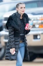JAIME KING on the Set of Ocean Eight