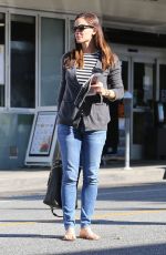 JENNIFER GARNER Out and About in Pacific Palisades 03/14/2017
