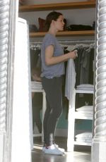 JENNIFER GARNER Shopping at Jill Roberts in Brentwood 03/09/2017