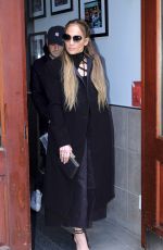 JENNIFER LOPEZ Leaves Her Apartment in New York 03/03/2017