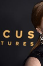 JESSICA CHASTAIN at Zoo Keeper