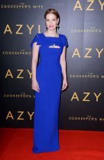 JESSICA CHASTAIN at Zoo Keeper