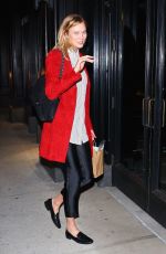 KARLIE KLOSS Leaves Two Hands Restaurant in New York 03/08/2017