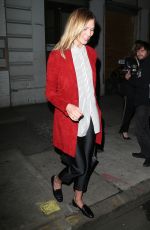 KARLIE KLOSS Leaves Two Hands Restaurant in New York 03/08/2017