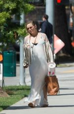 KATE HUDSON Leaves Yoga Class in Los Angeles 03/07/2017