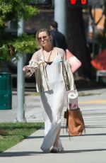 KATE HUDSON Leaves Yoga Class in Los Angeles 03/07/2017