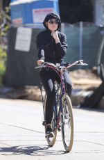 KATE HUDSON Out for a Bike Ride in Brentwood 03/01/2017