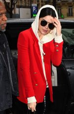 KENDALL JENNER Shopping in Paris 03/01/2017