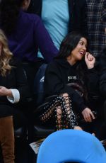 KHLOE and KOURTNEY KARDASHIAN at LA Lakers vs Cavaliers Game 03/19/2017