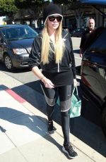 KHLOE KARDASHIAN Arrives at a Spa in Brentwood 02/28/2017