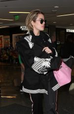 KHLOE KARDASHIAN at LAX Airport in Los Angeles 03/17/2017