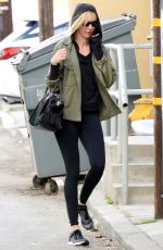 KIMBERLY STEWART Heading to a Gym in Studio City 03/05/2017