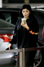 KYLIE JENNER Without Makeup Leaves a Starbucks in Beverly Hills 03/30/2017