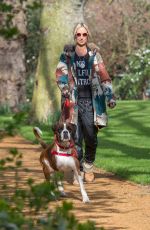 LADY VICTORIA HERVEY Walks Her Dog Out in Eaton Square 03/28/2017