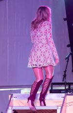 LAUREN ALAINA Performs 7th Annual Runaway Country Music Fest in Kissimmee 03/19/2017