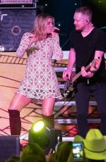 LAUREN ALAINA Performs 7th Annual Runaway Country Music Fest in Kissimmee 03/19/2017