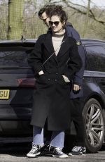 LILY JAMES Out and About un London 03/25/2017