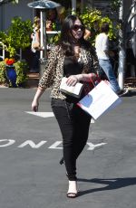 MICHELLE TRACHTENBERG Shopping at Fred Segal in West Hollywood 03/23/2017