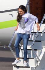 MILA KUNIS and Ashton Kutcher on Vacation in Hawaii 03/05/2017