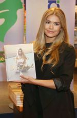 PAMELA REIF at Strong and Beautiful Book Signing in Hamburg 03/28/2017