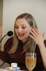 Pregnant AMANDA SEYFRIED at 