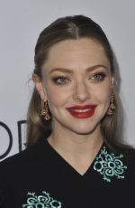 Pregnant AMANDA SEYFRIED at 