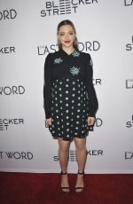 Pregnant AMANDA SEYFRIED at 