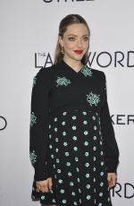 Pregnant AMANDA SEYFRIED at 