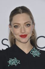 Pregnant AMANDA SEYFRIED at 