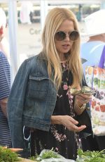RACHEL ZOE Shopping at Farmers Market in Brentwood 03/12/2017