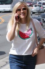 REESE WITHERSPOON Heeading to a Meeting in Brentwood 03/10/2017