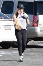 REESE WITHERSPOON Leaves a Gym in Brentwood 03/23/2017