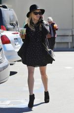 REESE WITHERSPOON Out in Beverly Hills 03/06/2017