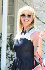 REESE WITHERSPOON Out in Los Angeles 03/14/2017