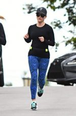 REESE WITHERSPOON Out Jogging in Los Angeles 03/20/2017